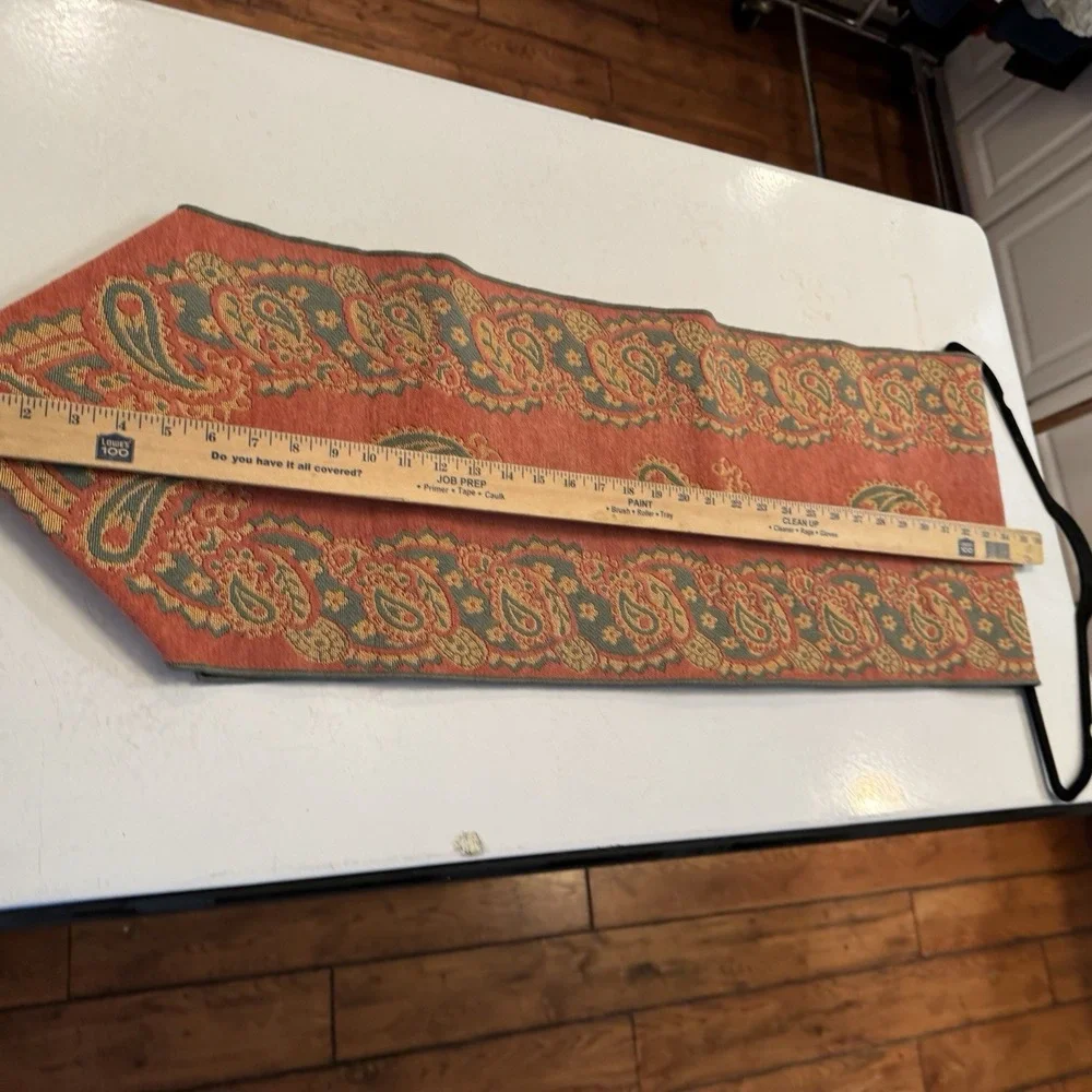 Table Runner With Tassels Coral Green Pink 69